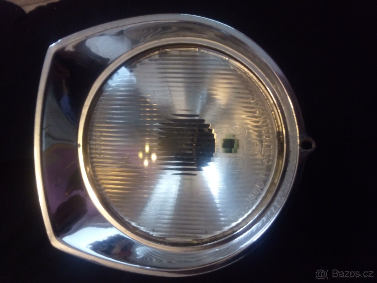 Přední světlo - 8