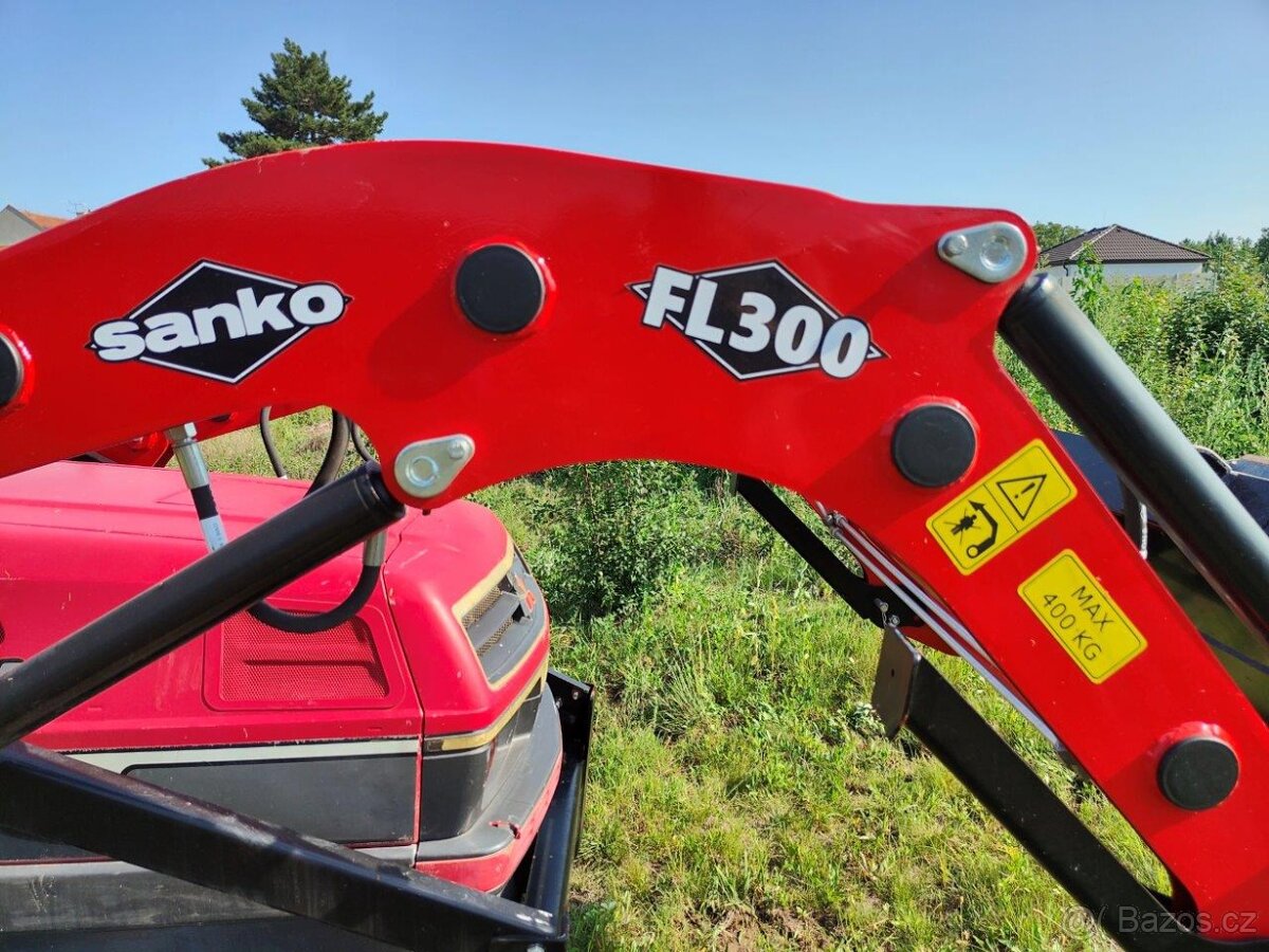 Malotraktor Mitsubishi MT266 s čelním nakladačem a podkopem - 8