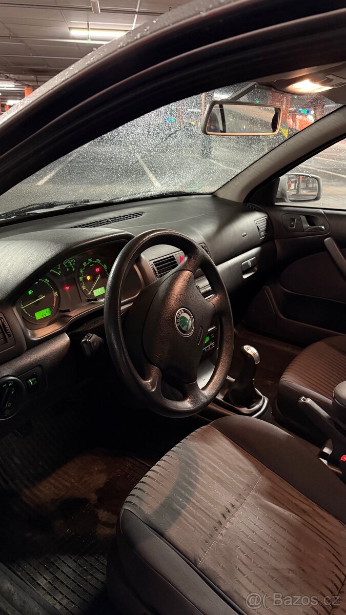 Škoda Octavia 1 - 8