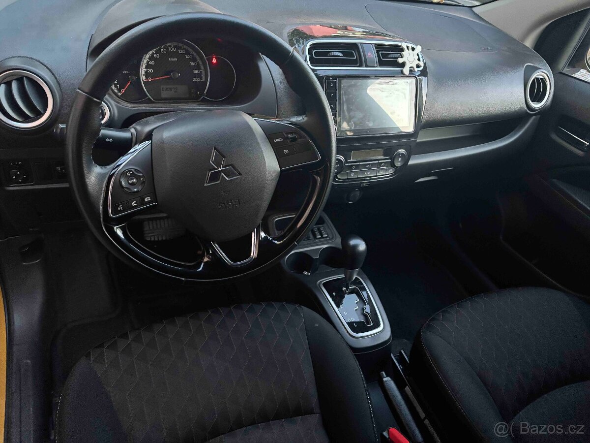 Mitsubishi Space Star - 8