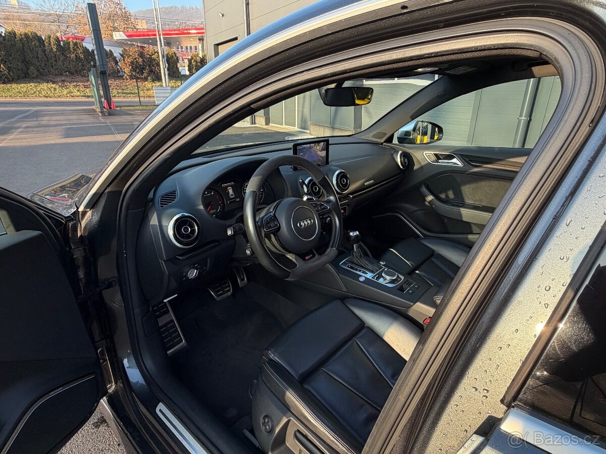 AUDI RS3 / 2.5TFSI - 8