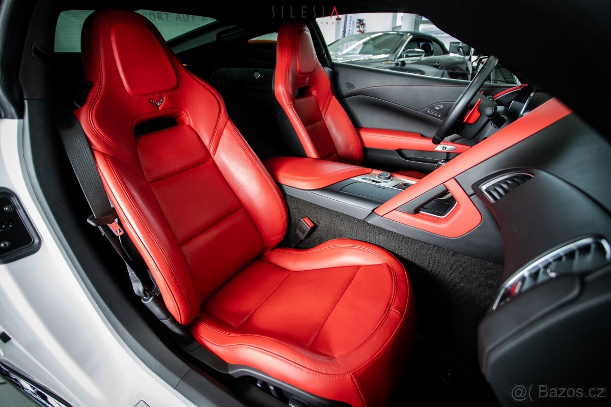 Chevrolet Corvette - 8