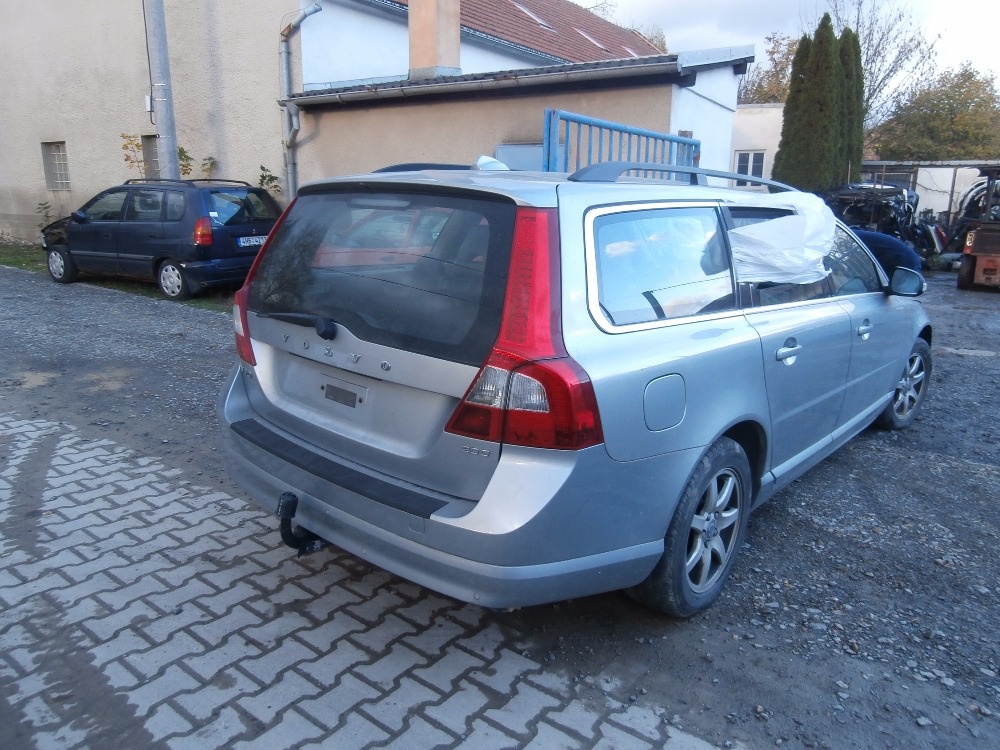 Volvo V70,r.v.2010,2.0D - 8