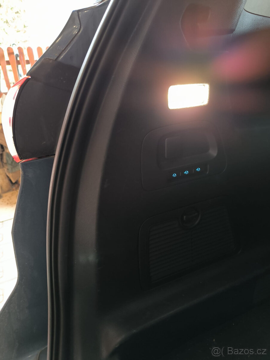 Ford S-MAX 2.0TDCi, 08/2020, 69k km, super stav - 8