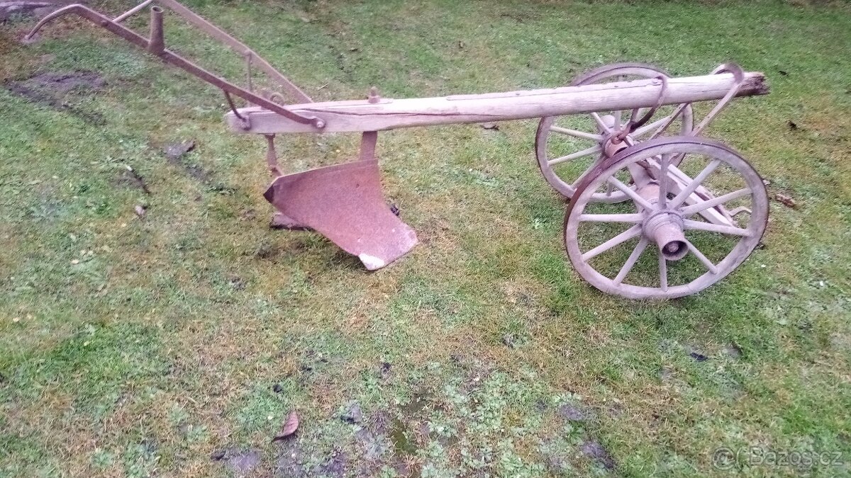 Pluh-rádlo historický - 8