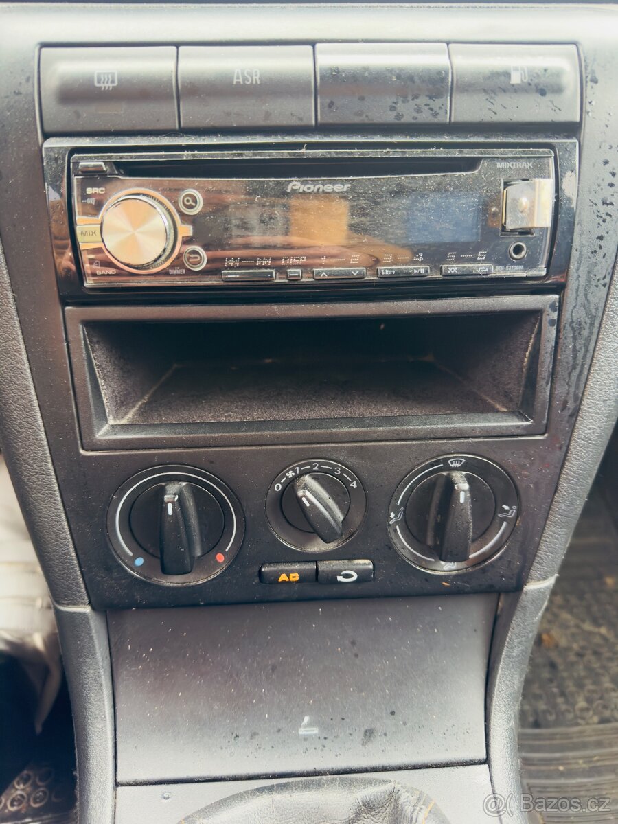 Škoda Octavia 1 sleva - 8