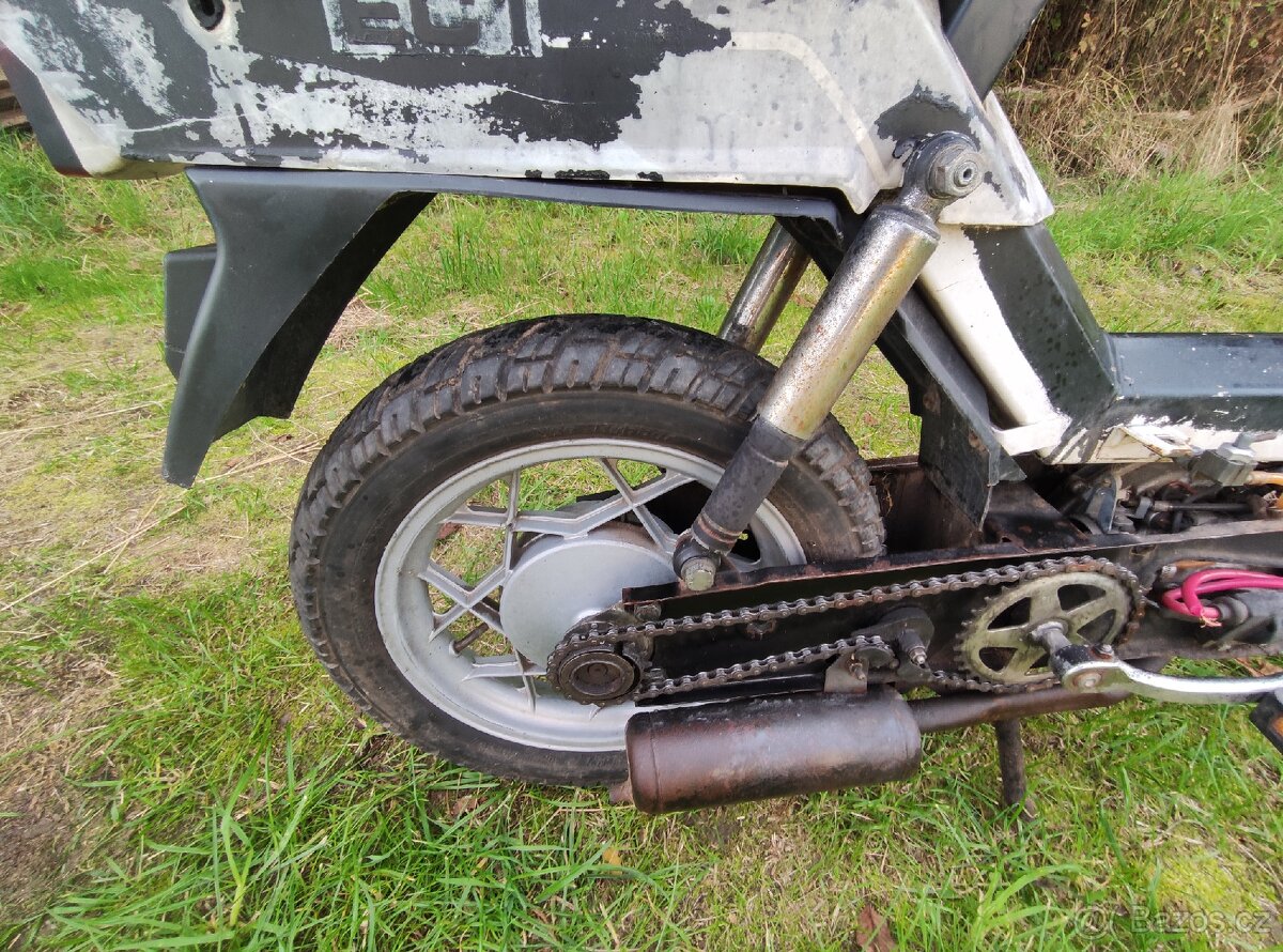 Gilera EC 1 Mini Moped - 8