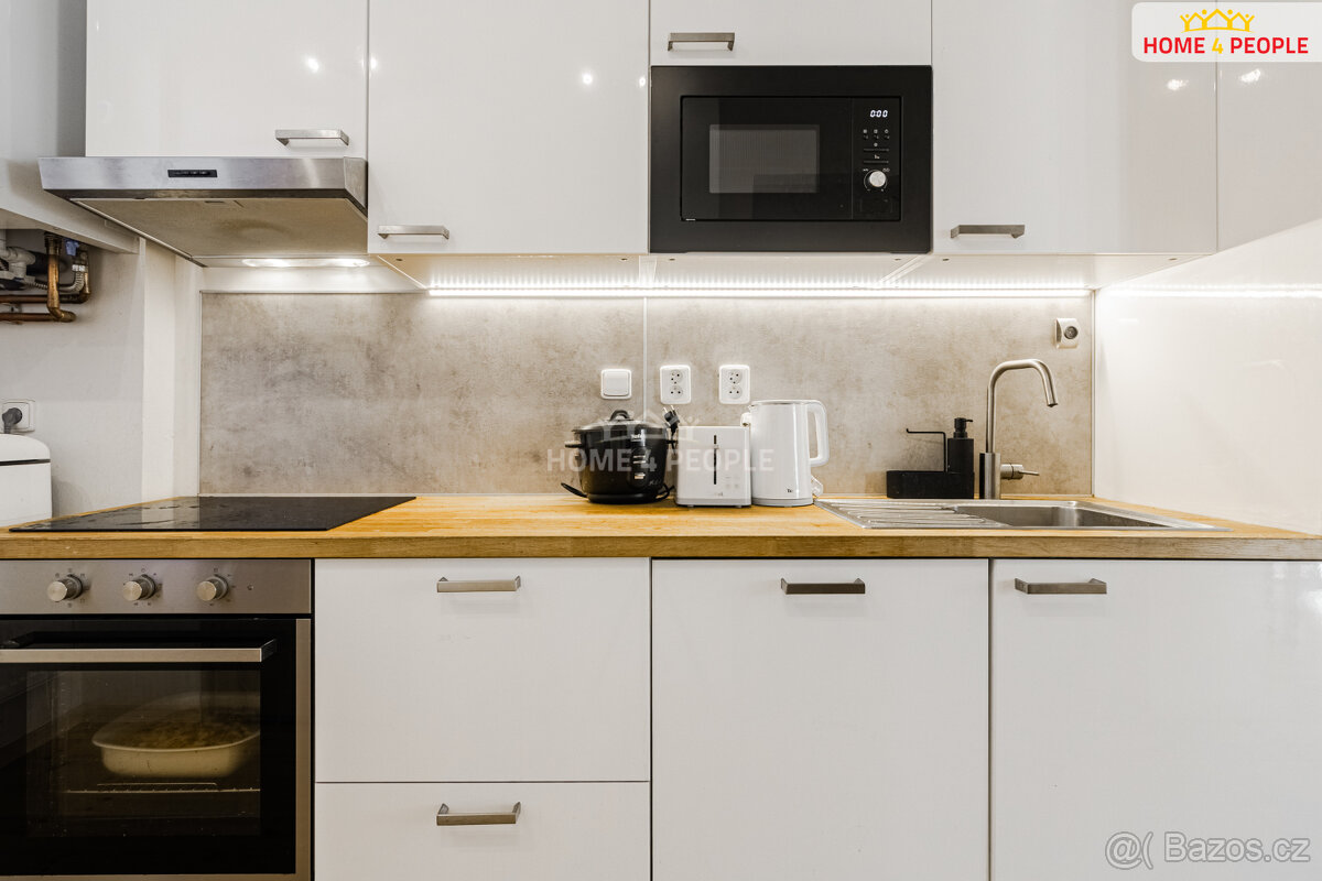 Pronájem bytu 2+1, Karlovy Vary - Zeyerova - 8