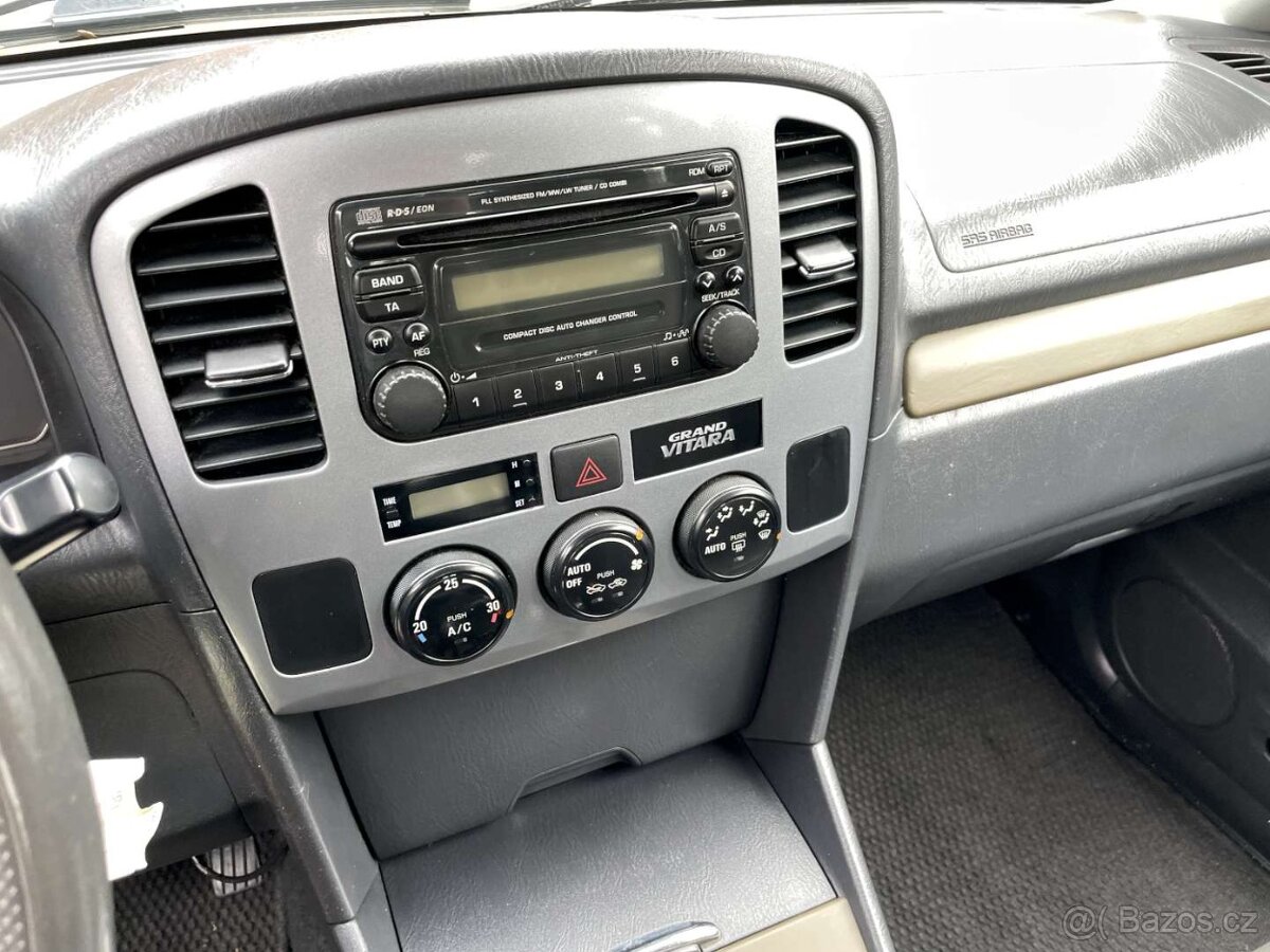 SUZUKI GRAND VITARA 1,6i - 8