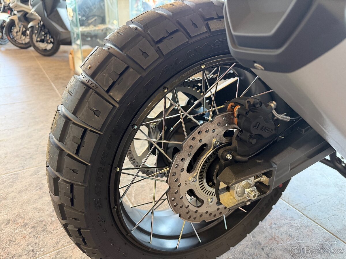 Morbidelli T-1002V - ČERVENÁ - 8