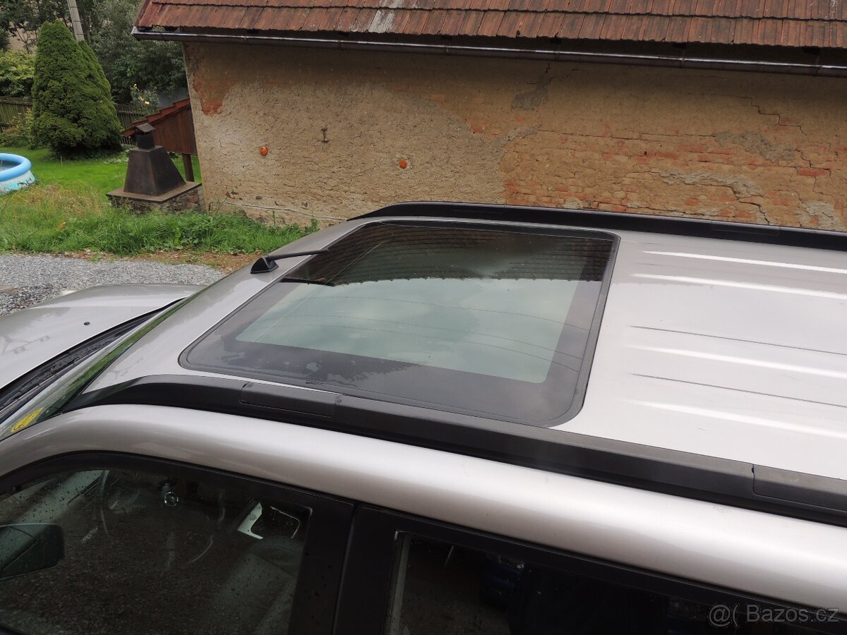 Nissan X-TRAIL T30 121kw rok 2004 - 8