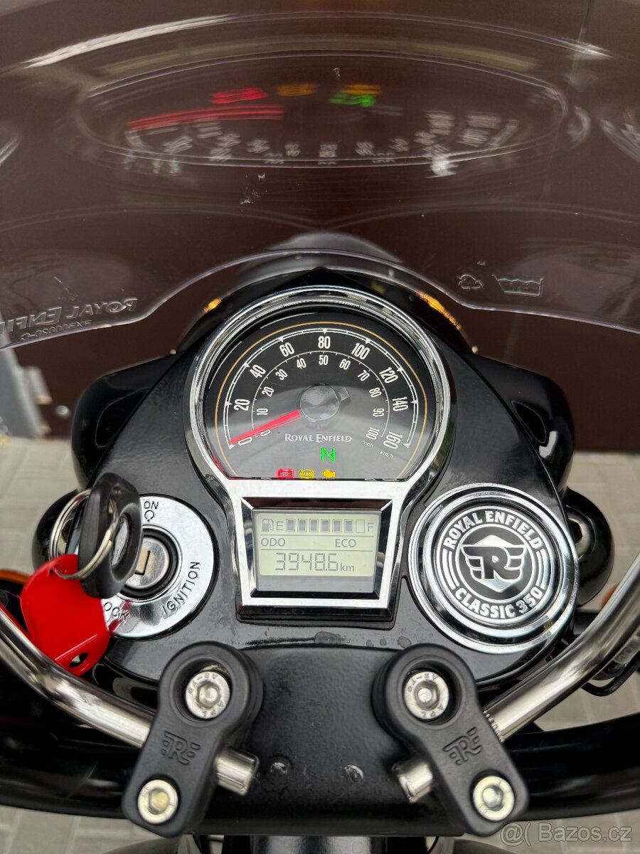 Royal Enfield Classic 350 Dark Gunmetal Grey - 8