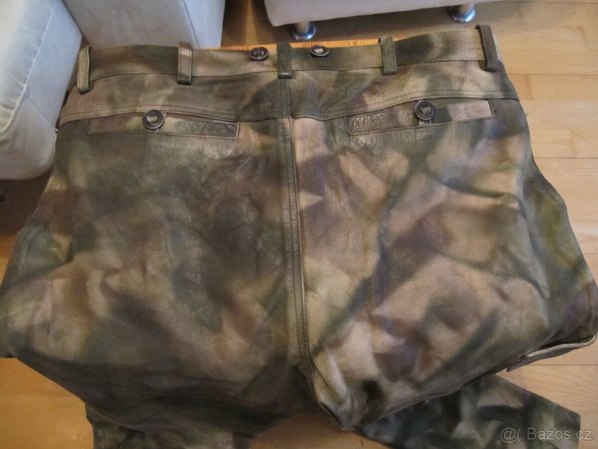 Maskovací kožené kalhoty. - 8