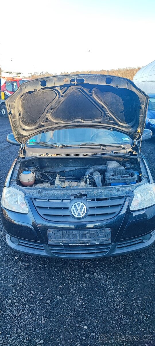 Volkswagen Fox 1.2 - 8