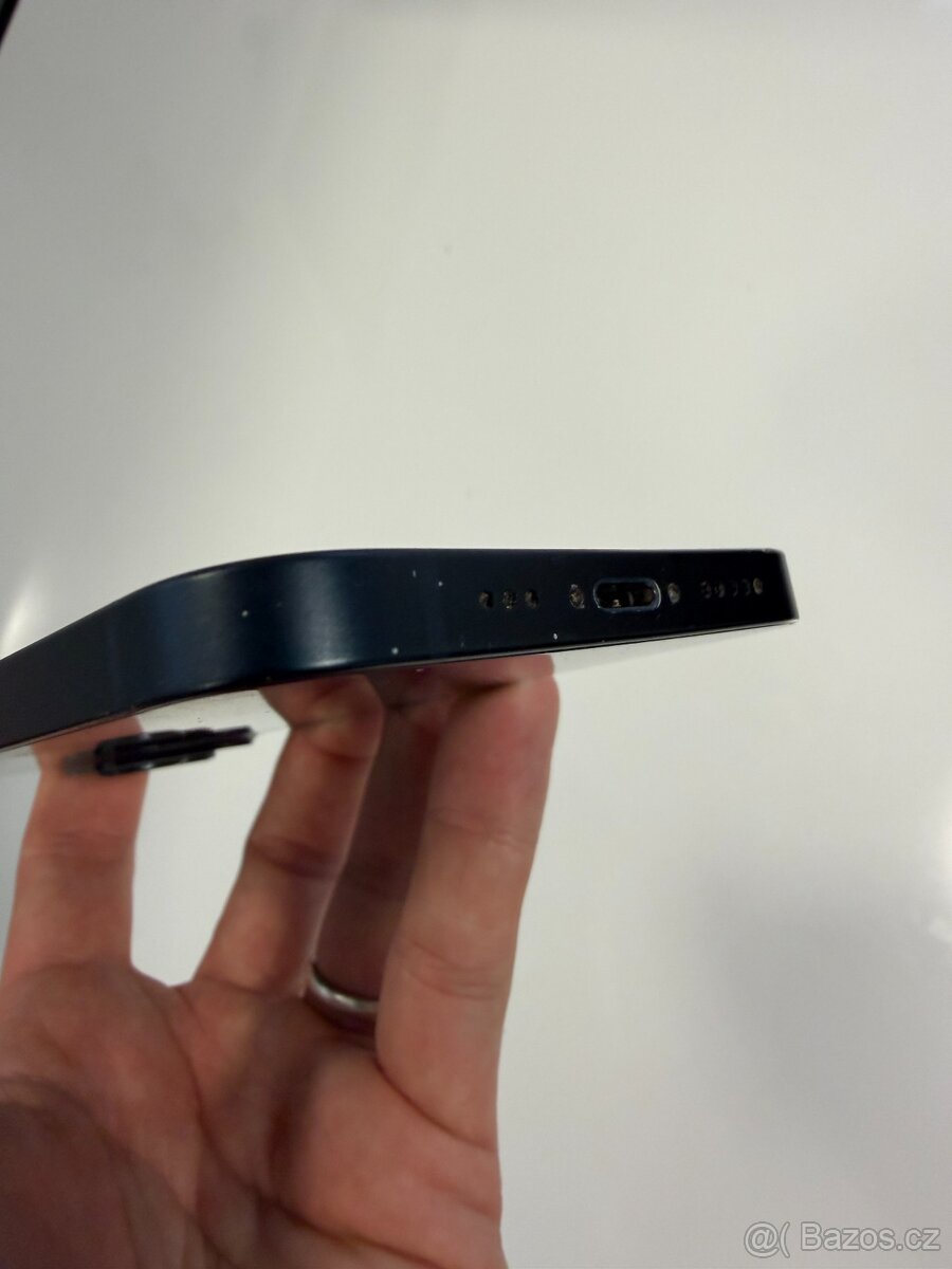 iPhone 14 – 128 GB - 8