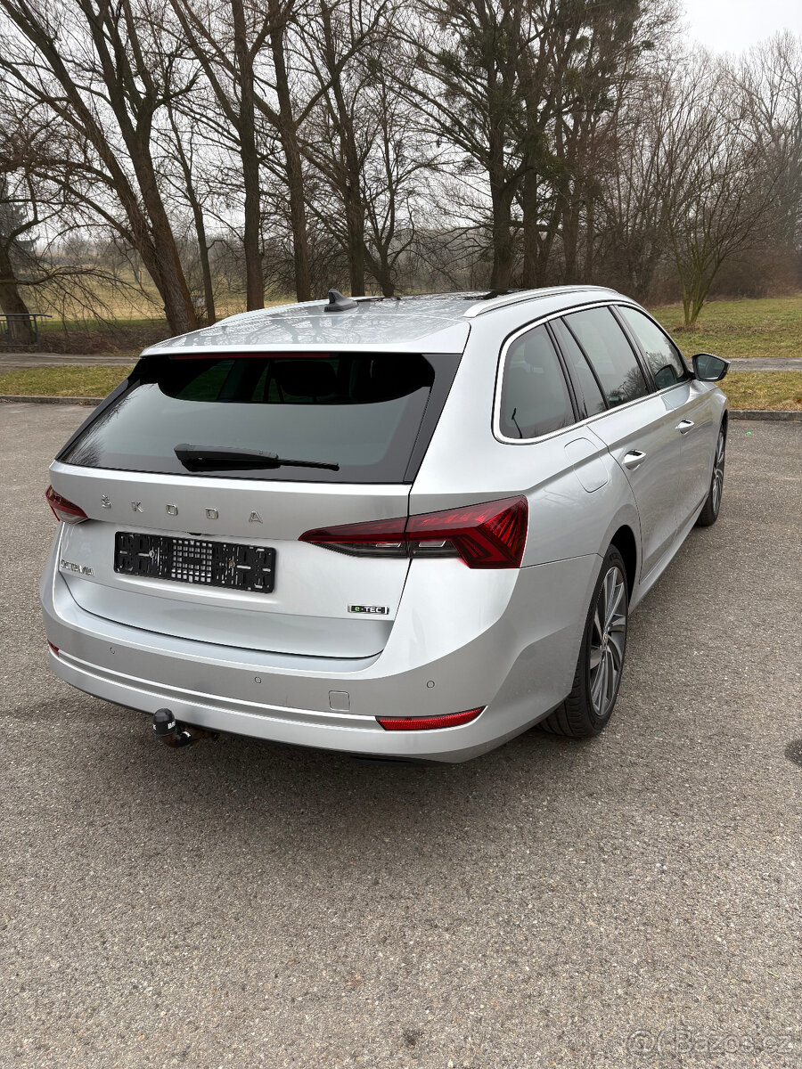 Škoda Octavia IV Combi 1.5 TSI e-TEC DSG - 8