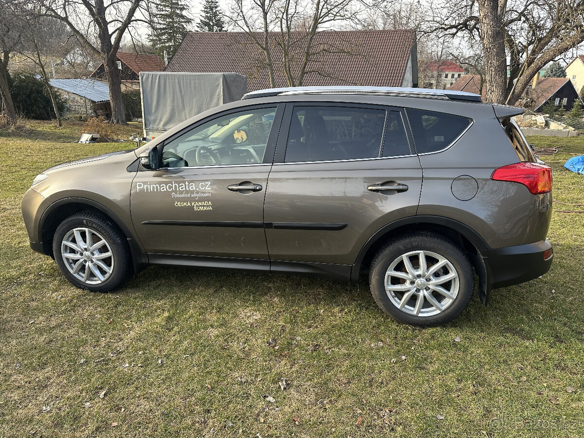 Toyota RAV4 2.2D 4x4 TOP stav původ ČR - 8
