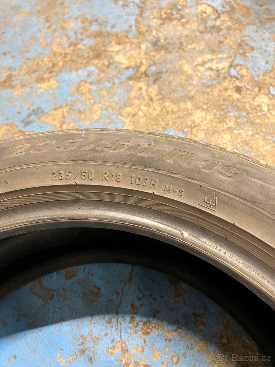 Zimní pneu Pirelli 235/50 R19 - 8