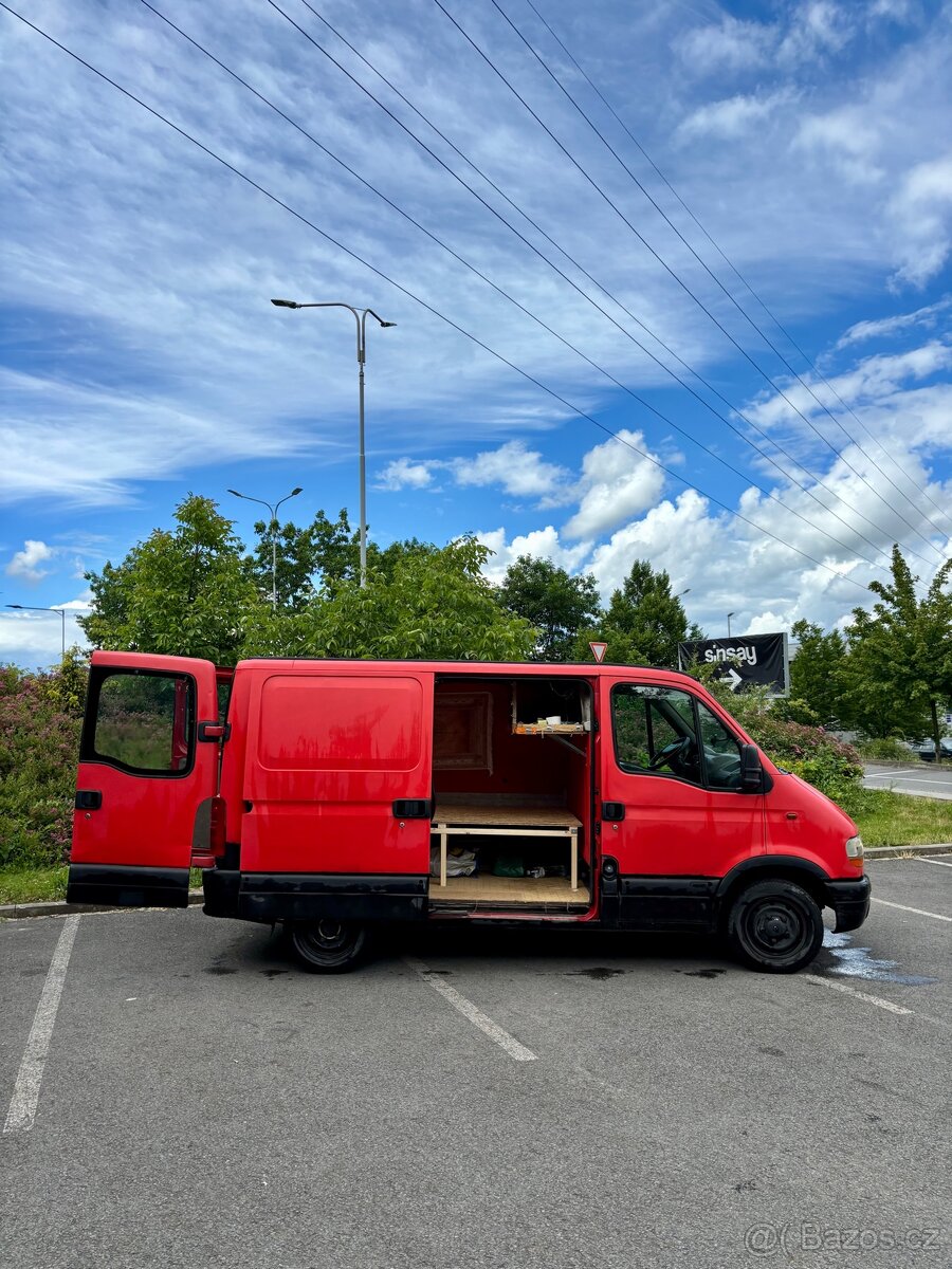 Renault Master 2,5D - Obytná dodávka - 8