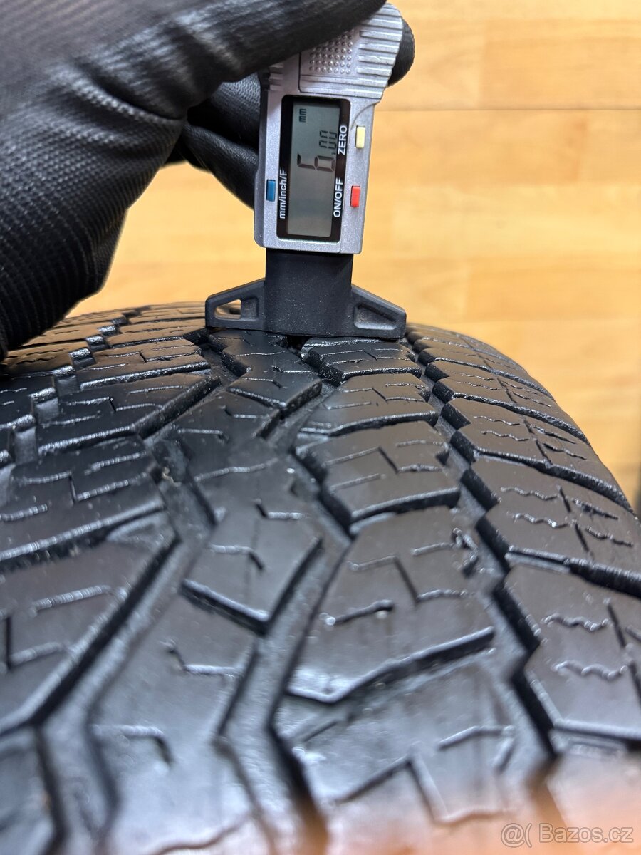 Letní pneu 215/65/16 - 8