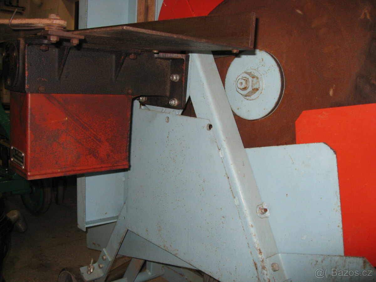 Cirkulárka s hoblovkou - 8