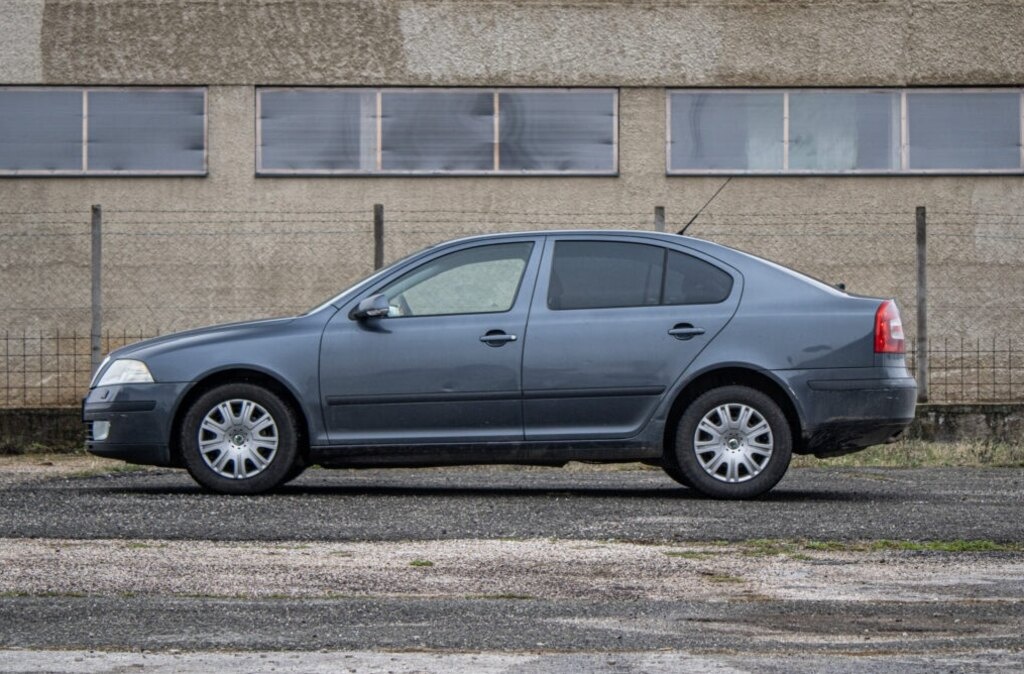 Škoda Octavia 2 z roku 2007 - 8