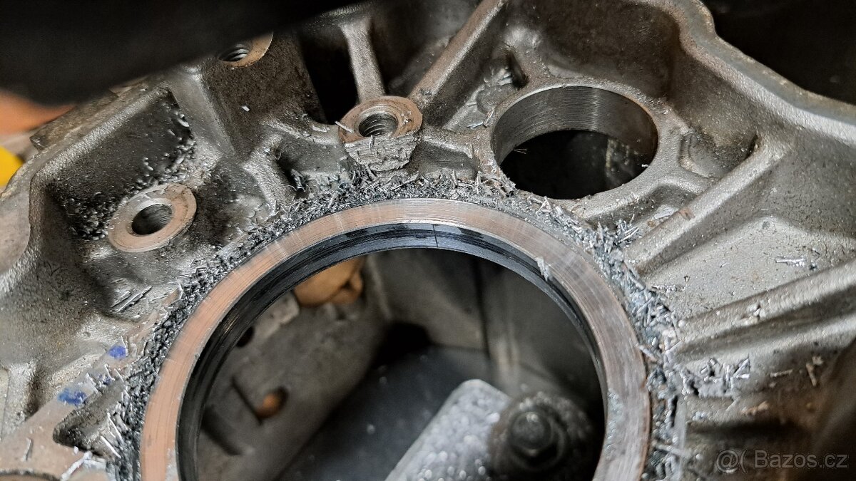 Prodam převodovku transporter Vw t5 ,1.9tdi - 8