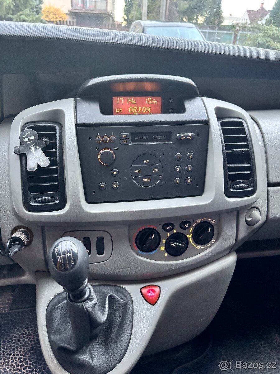 Opel Vivaro 1.9dcti 74kw - 8