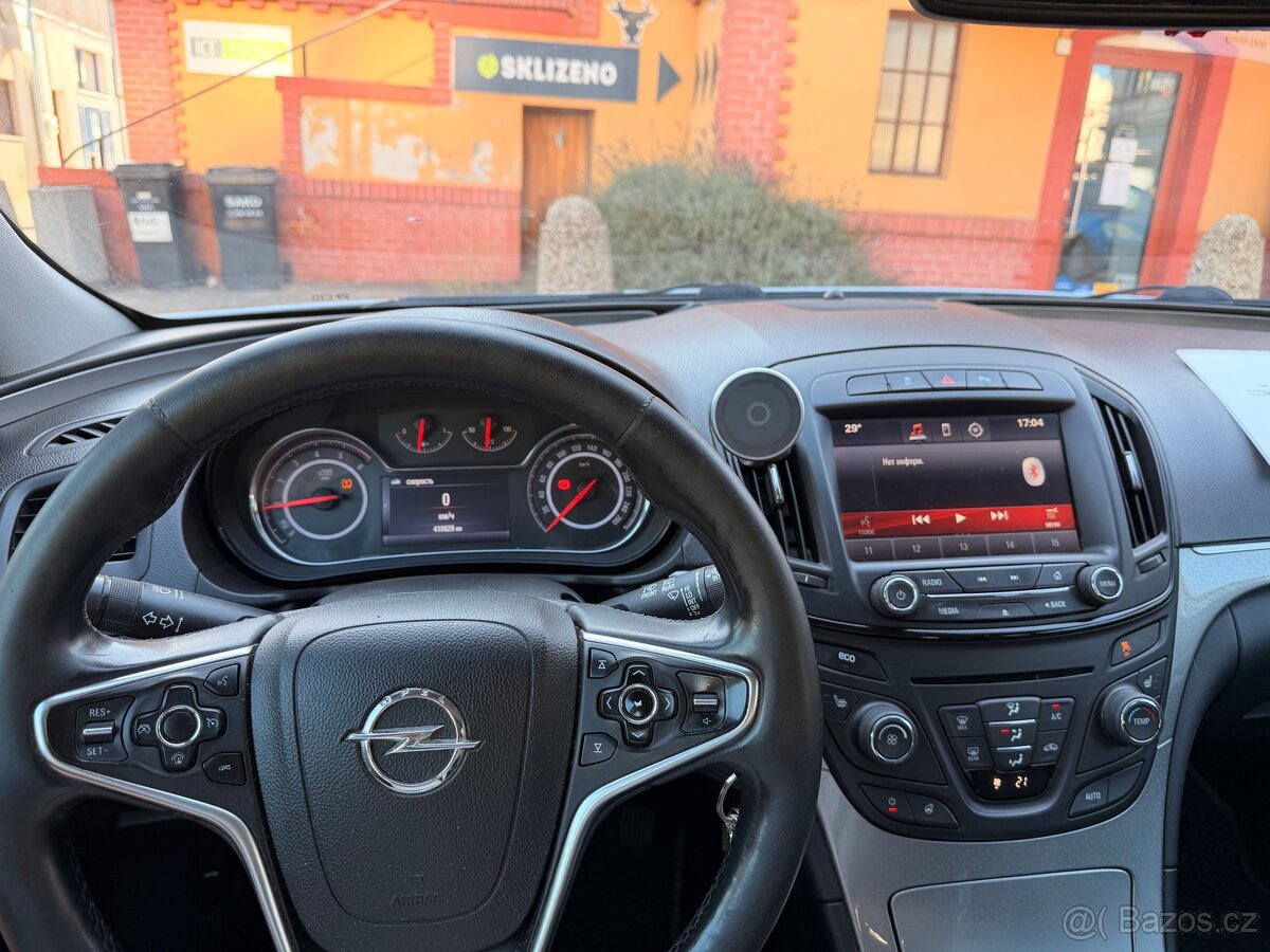 Opel Insignia 2.0 CDTI - 8