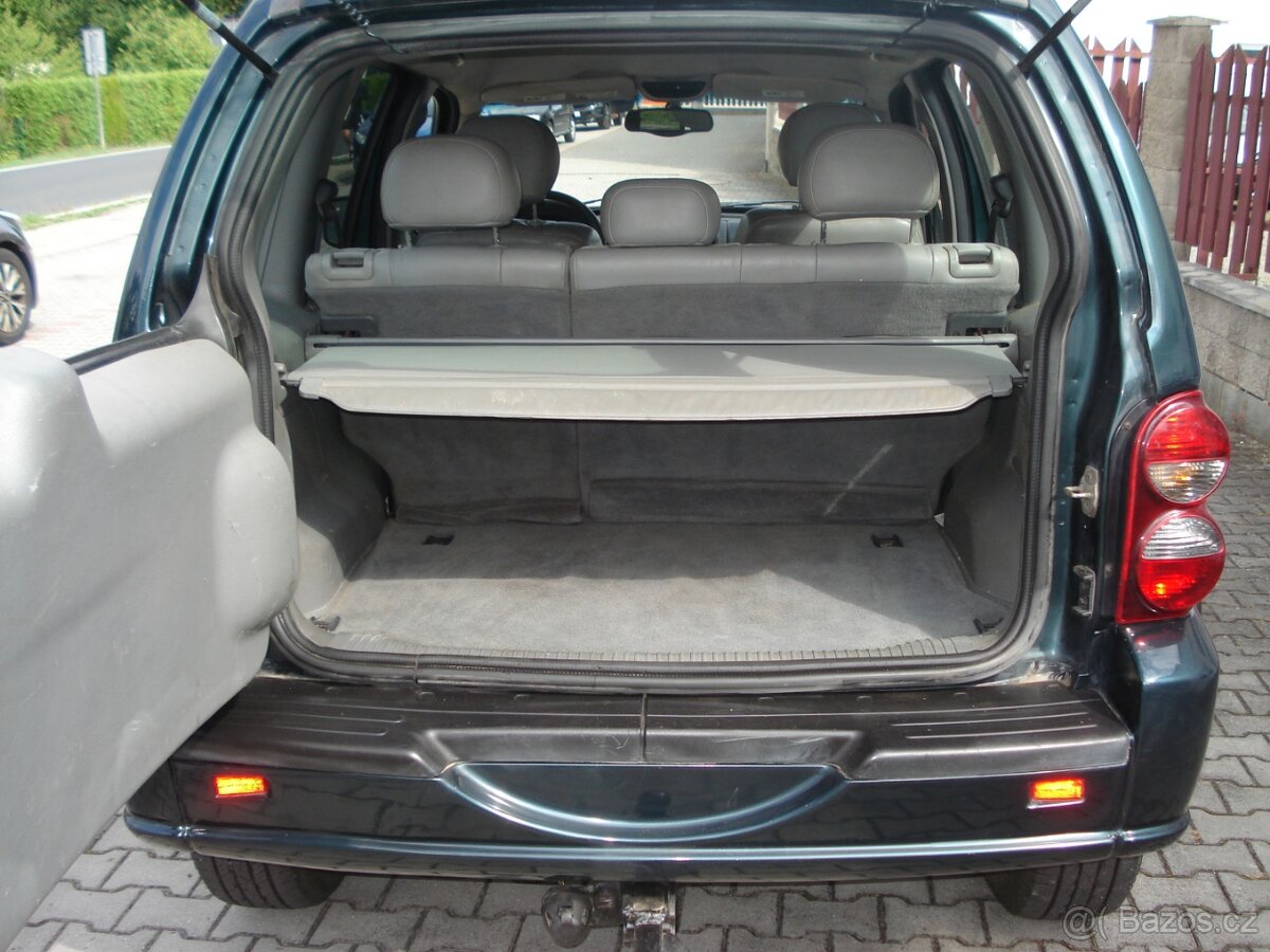 Jeep Cherokee 2.8 CRD MANUÁL,NOVÁ STK - 8