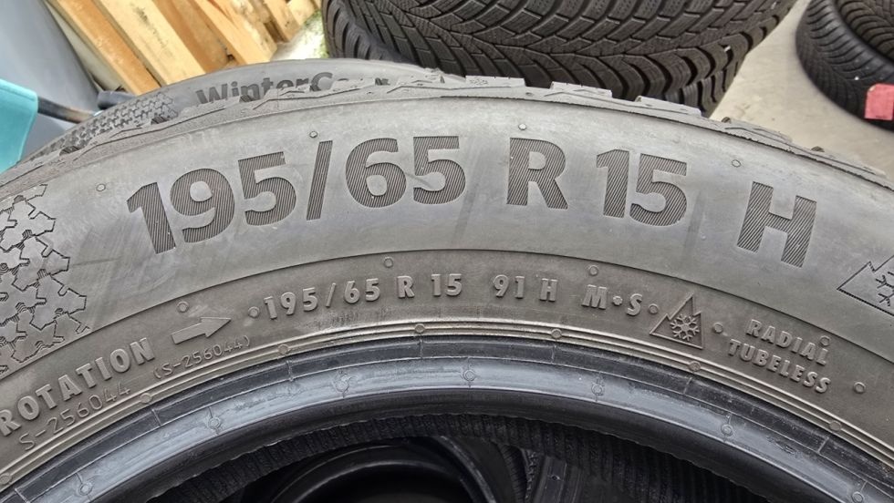 Zimní pneu 195/65/15 Continental - 8