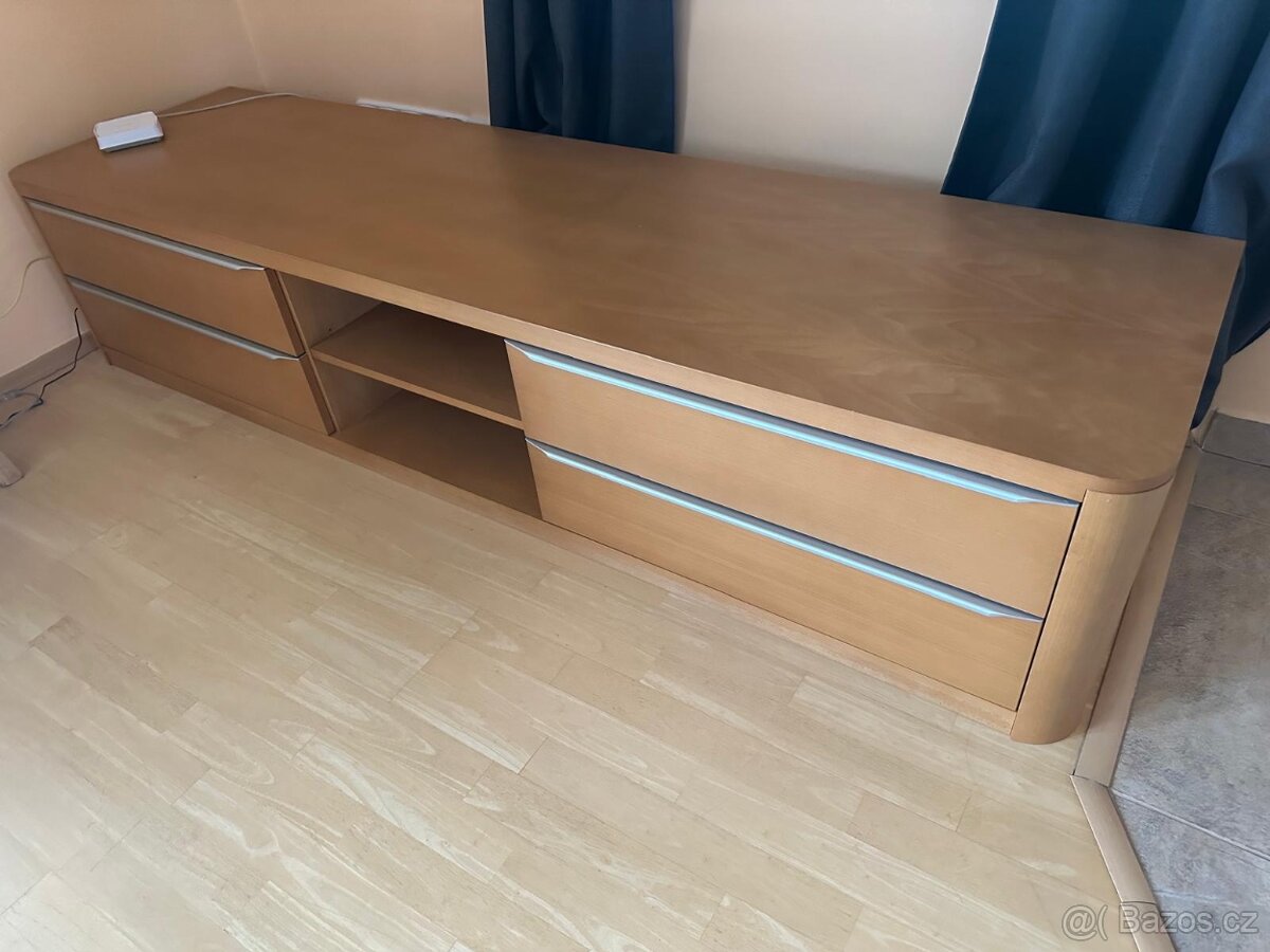 NÁBYTEK DO OBÝVACÍHO POKOJE - 8