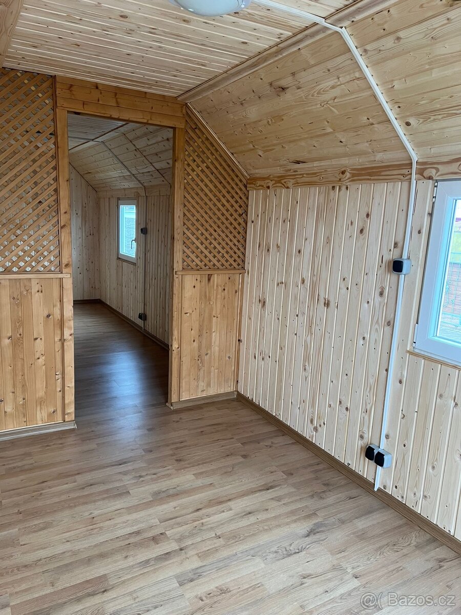 Maringotka 8m, doprava 100km zdarma - 8