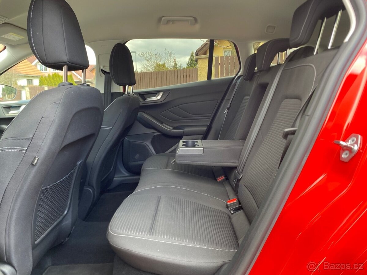 Ford Focus Turnier 1.5 EB Titanium 1. majitel 11/2019 - 8