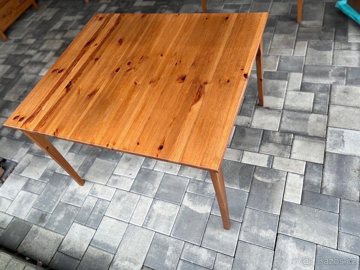 Jídelní stůl Ikea Leksvik - 8