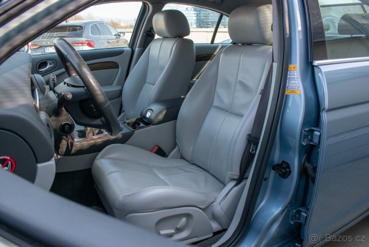 Jaguar S-Type 3.0 V6 175kw Manual - 8