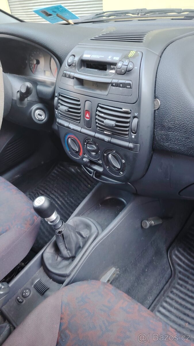 Prodám osobní automobil Fiat - 8