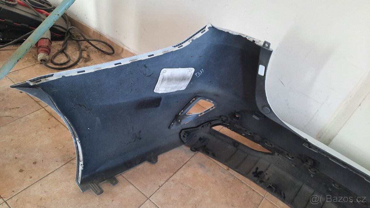 Zadni naraznik kia ceed wagon 86611J7300 - 8