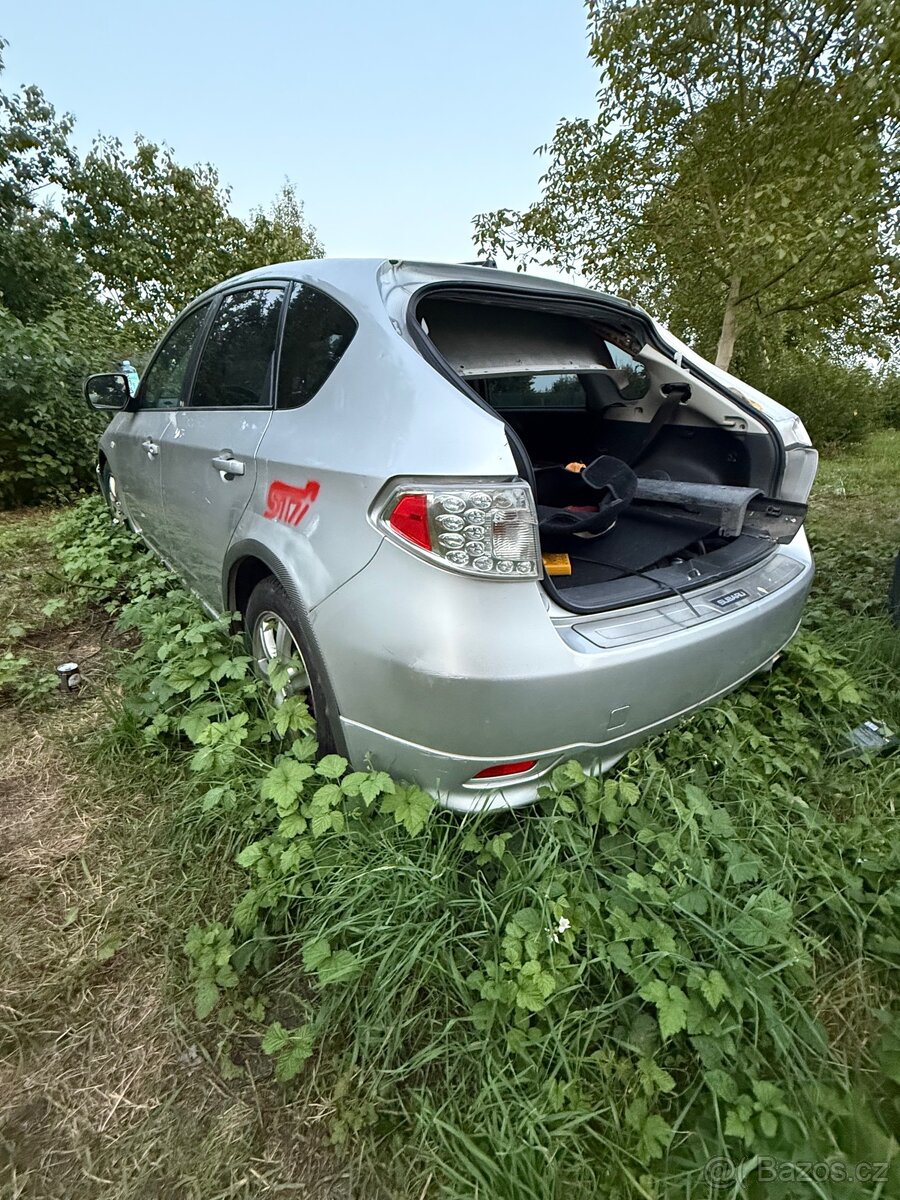Subaru impreza hatchback GH doprodej dílů. - 8