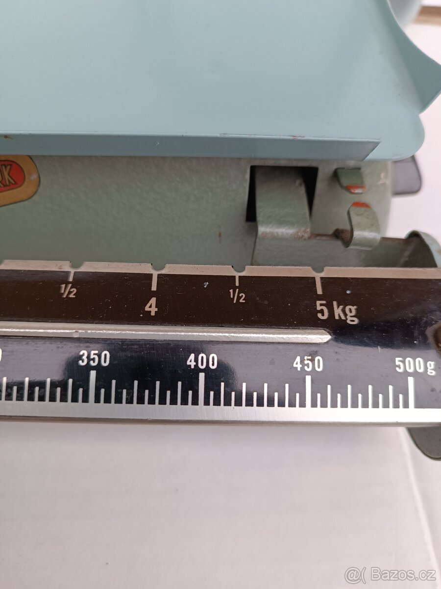 Stará kuchyňská váha " KVZ SEMILY" 1961 - 8