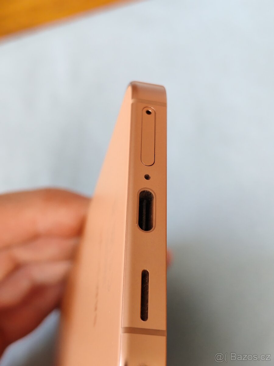 Samsung Galaxy S24 - 8/256GB - TOP stav / záruka - Oranžový - 8