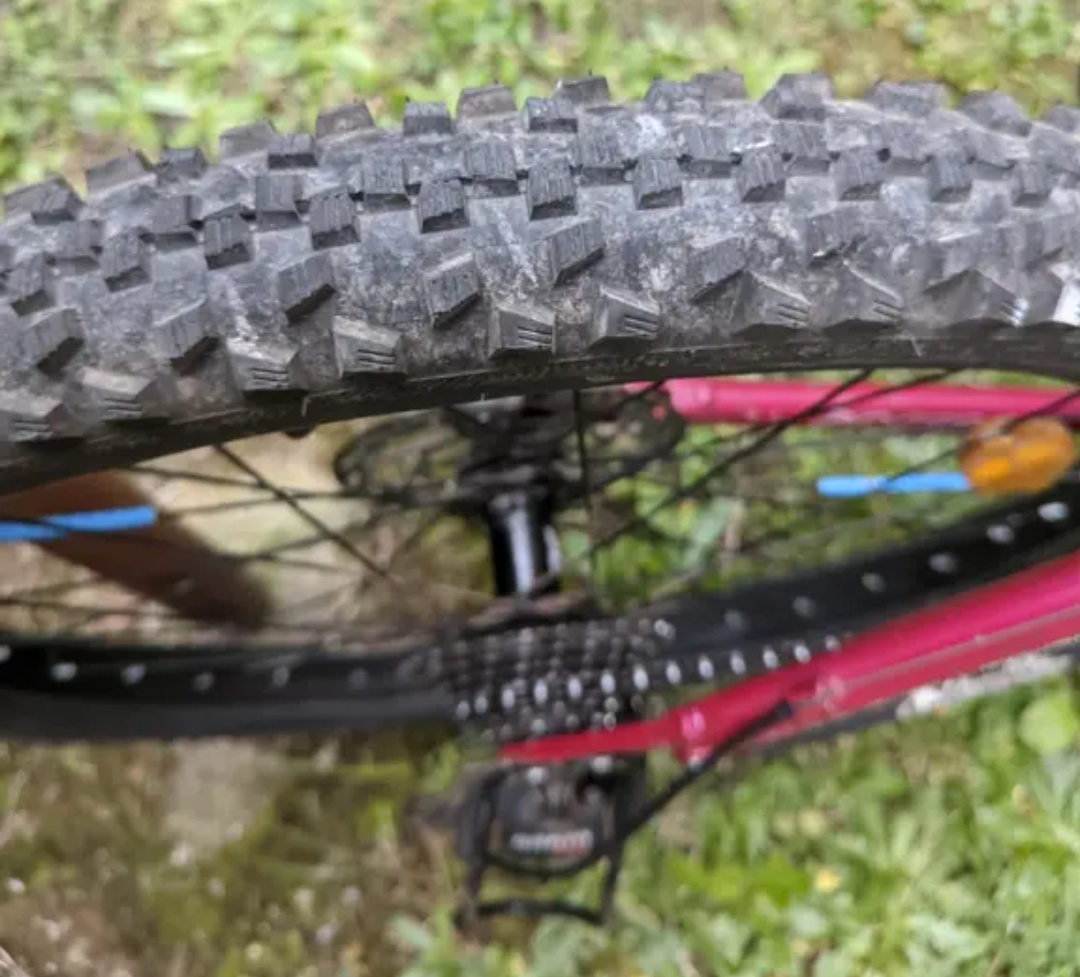 Dětské celoodpružené kolo Carrera 24 palců - 8