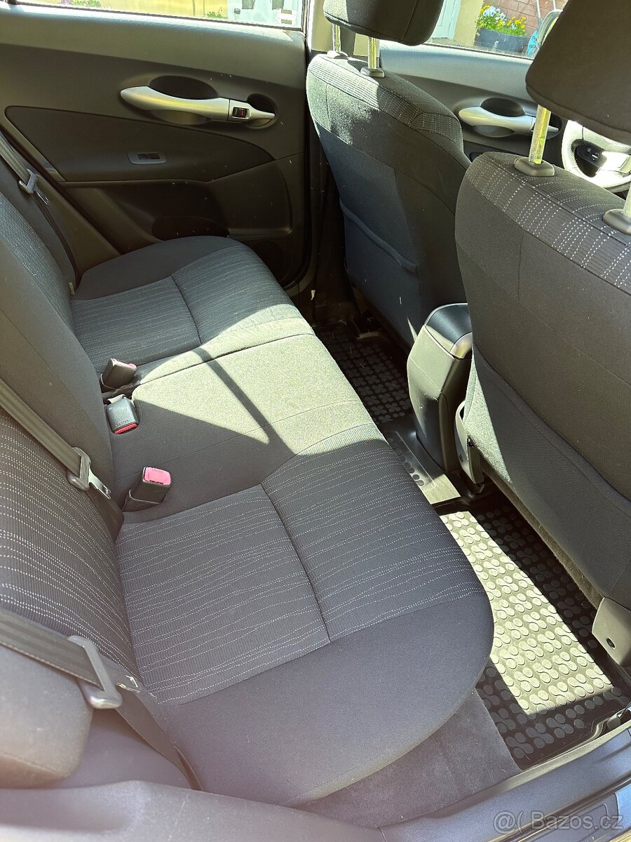 Toyota Auris - 8