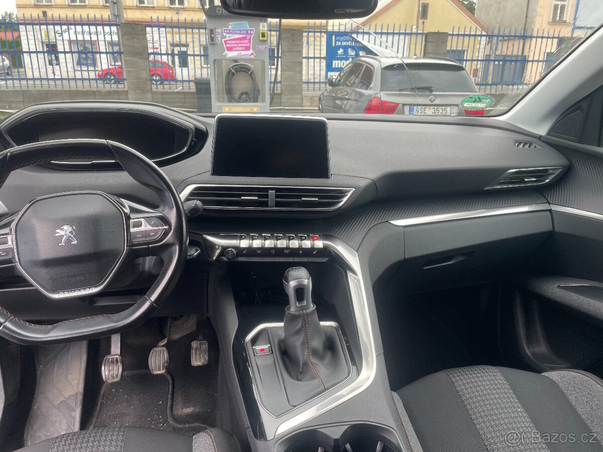 PEUGEOT 3008 CROSS OVER PURE-TECH 1.2i 96kw 2017 - 8