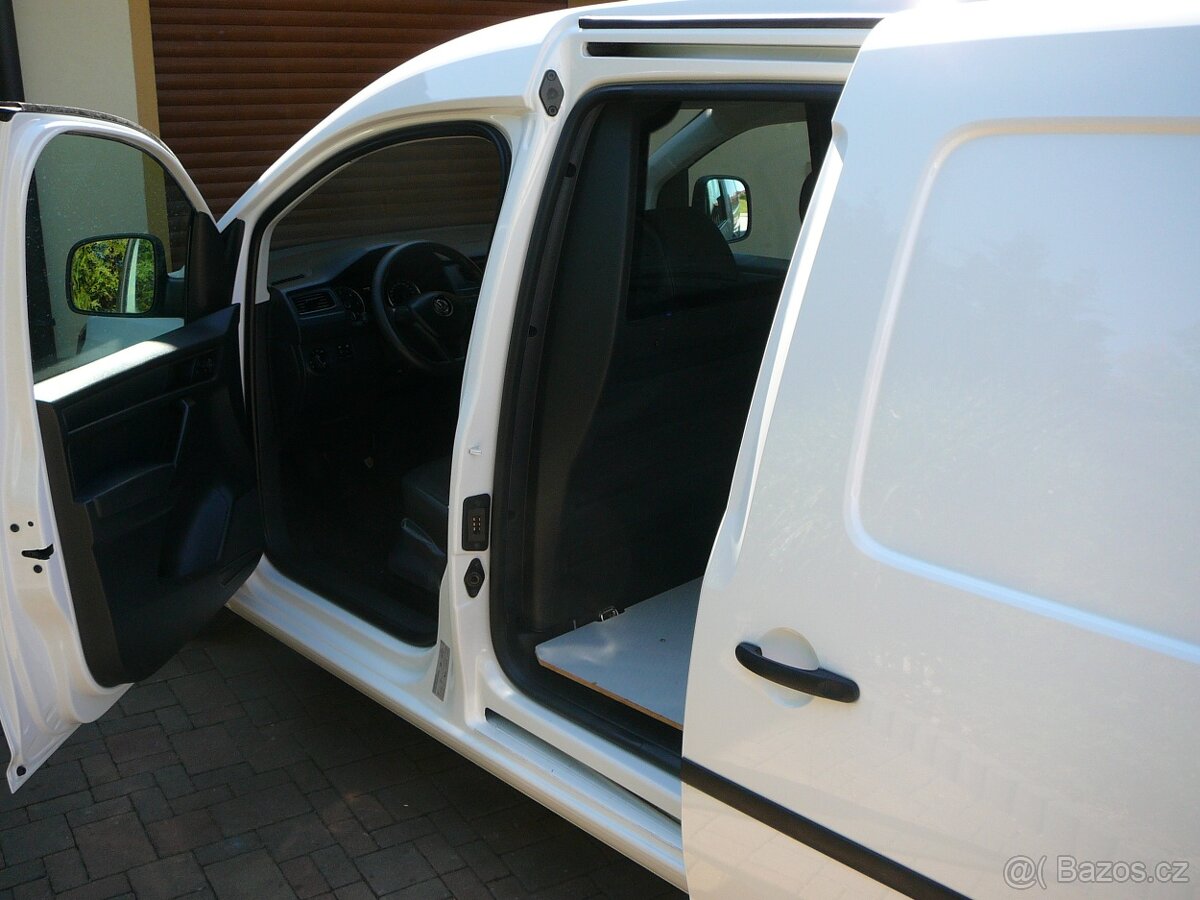 VW CADDY MAXI 2.0 TDI 103KW KLIMA VYH.SEDAD PARKTRONIC TAŽNÉ - 8