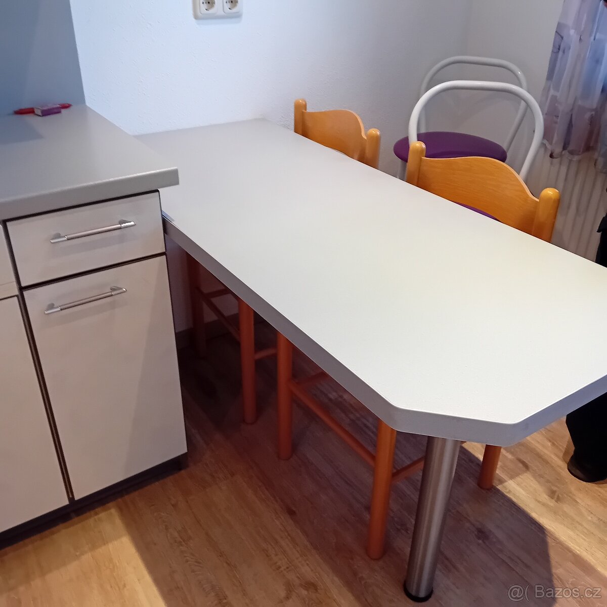 Kuchyně se všemi spotřebiči - 8