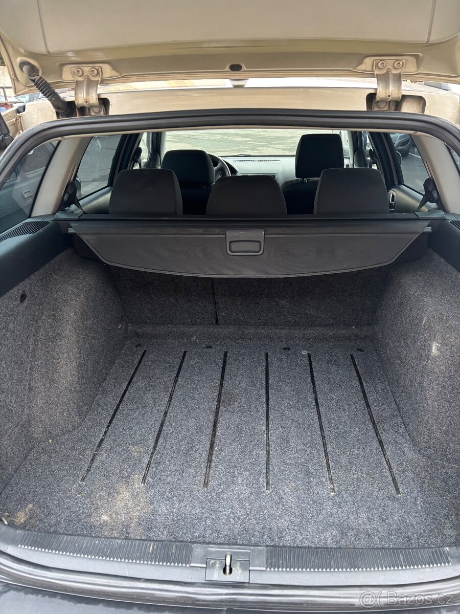 Prodám Škoda octavia 1.6 benzin - 8