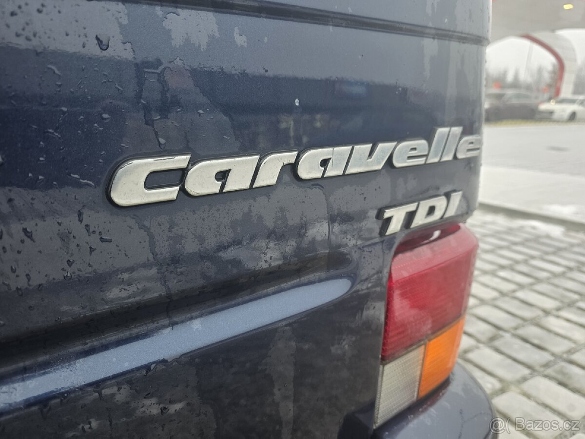 Volkswagen Caravelle - 8