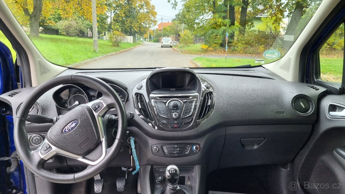 FORD TOURNEO COURIER - 8