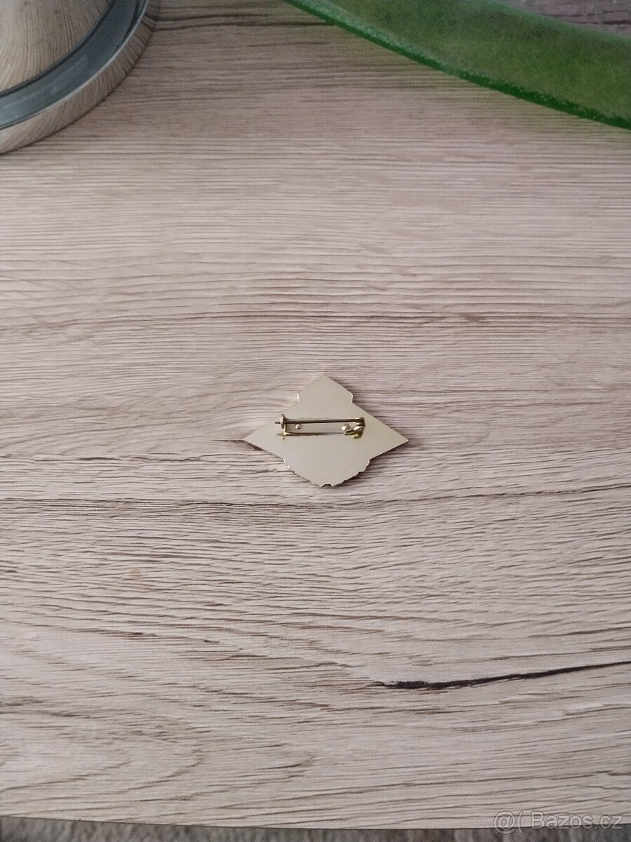 VOJENSKÉ ODZNAKY - 8